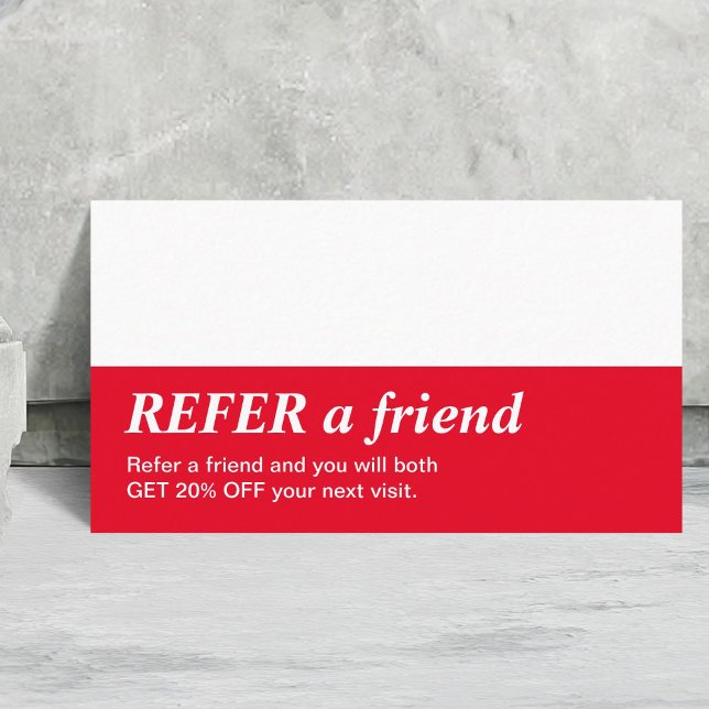 Einfache elegante Rot-Weiß-Refer-a-Friend-Karte Empfehlungskarte (Von Creator hochgeladen)