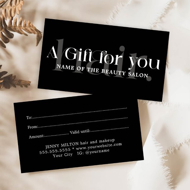 Einfache Elegante Schwarz-weiße Schönheit (Von Creator hochgeladen)