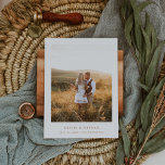 Einfache Elegante Terracotta Text und Foto | Hochz Save The Date<br><div class="desc">Diese minimalistische und elegante Hochzeit speichern die Dattelkarten mit boho Terrakotta-Text auf einem sauberen weißen Hintergrund,  mit Ihrem persönlichen Foto. Ein schlichter und stilvoller Look.</div>