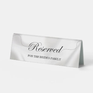 Einfache, elegante, weiße Hochzeit reserviert Plat Tischaufsteller