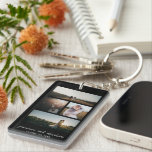 Einfache FotoCollage Modern Schlüsselanhänger<br><div class="desc">Moderner Schlüsselanhänger mit einem einfachen und minimalistischen Design mit einer Foto-Collage von vier Ihrer Lieblingsfotos auf einem schwarzen Hintergrund. Im Folgenden finden Sie Ihre Namen in einem eleganten Skript zusammen mit Ihrem Hochzeitstag. Die Rückseite hat ein vertikal volldimensioniertes Foto.</div>