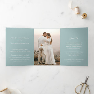 Einfache gedämpfte blaue Foto elegante Hochzeit Dreifach Gefaltete Einladung