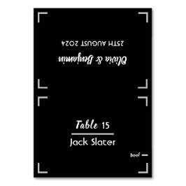 Einfache, handgeschriebene, schwarz geschriebene S Tischnummer