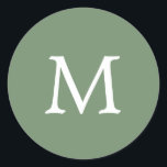 Einfache Hochzeit von Solid Color Garden Green Mon Runder Aufkleber<br><div class="desc">Einfache und dennoch elegante Hochzeitsaufkleber mit einem ersten Monogramm,  in einem weißen Serif-Schriftart über einem grünen Garten. Dieses einfache und schlichte Design ist perfekt für einen minimalistischen Stil. Diese schicken und stilvollen Aufkleber machen großartige Umschlag Aufkleber.</div>