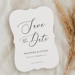 Einfache kalligraphische Hochzeit rettet die Termi Einladung<br><div class="desc">Machen Sie einen großen ersten Eindruck von Ihrer Hochzeit mit diesen Simple Calligraphy Wedding Save the Dates!</div>