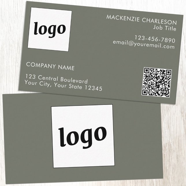 Einfache Logo- und Text-QR-Code-Seite Grün Visitenkarte (Logo QR code with custom text sage green minimalist modern business card)