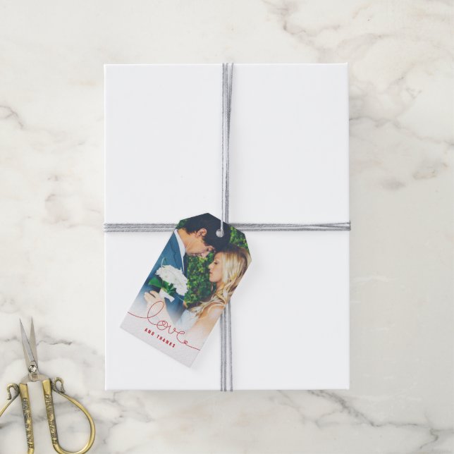 Einfache Loopy Liebe Rotes Herz Minimales Hochzeit Geschenkanhänger (Mit Garn)