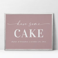Einfache Mauve haben ein paar Kuchen-Hochzeitszeic