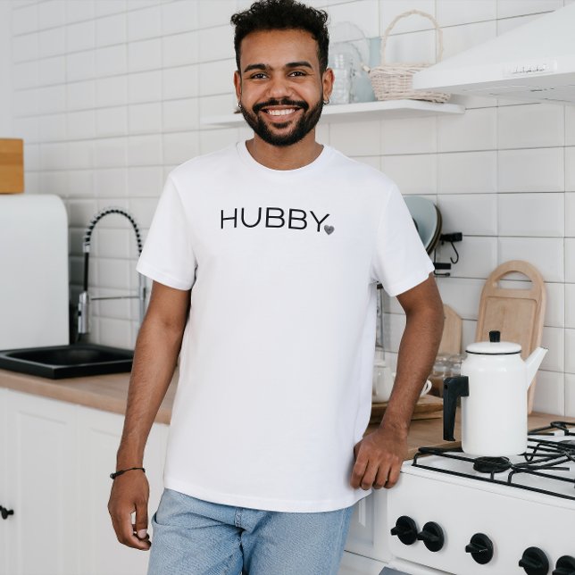 Einfache minimale Hubby Script-Herz Schwarz-Weiß T-Shirt (Von Creator hochgeladen)