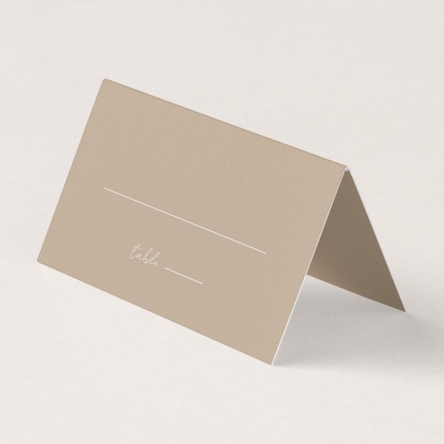 Einfache Minimalistische Beige-Hochzeit-Platzkarte (Vorderseite)