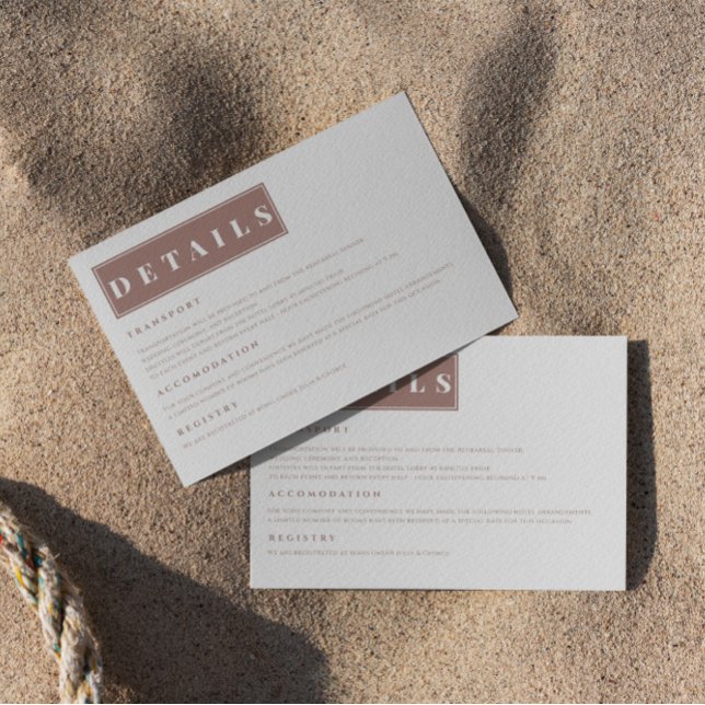 Einfache Minimalistische Braun Elegante Details Begleitkarte (Von Creator hochgeladen)