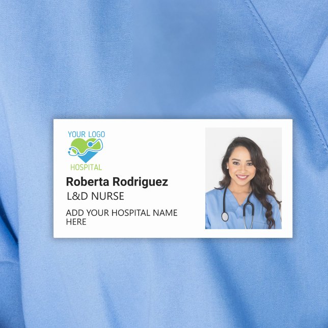 Einfache Minimalistische Mitarbeiter des Krankenha Namensschild (Simple Minimalist White Custom Hospital Employee Name Tag
)
