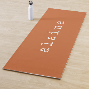 Einfache Minimalistische Namensgestaltung Burnt Or Yogamatte