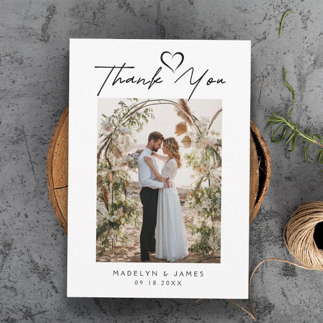 Einfache Minimalistische Schrift mit dem Foto Hear Dankeskarte (Simple Minimalist Script with Heart Wedding Photo Thank You Card
)
