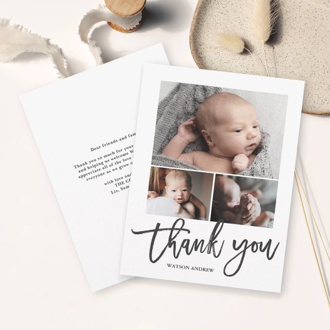 Einfache moderne 3 Foto Collage Baby Foto Dankeskarte (Simple photo collage baby thank you card with modern handwritten script in black and white.)