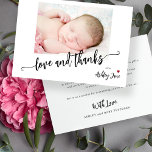Einfache moderne Babydusche Foto Liebe und danke<br><div class="desc">Trendy minimalistische Typografie Skript Baby Dusche Liebe und danke Ihnen Karte Vorlage personalisiert mit dem Neugeborenen Baby Foto und Ihren Text.</div>
