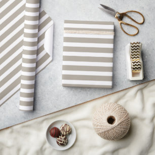 Einfache, moderne beige Streifen Minimalistisch Geschenkpapier