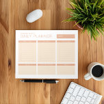 Einfache moderne Berufliche Planer Notepad Notizblock<br><div class="desc">Schreiben Sie Ihre täglichen Aufgaben,  Termine und Termine mit diesem coolen und einfachen Tagesplaner in pfirsichfarbigen Schema. Perfekt als Geschenk für einen Freund,  Kollegen,  Mitarbeiter oder Klassenkameraden.</div>