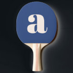 Einfache, moderne, blaue, fette Retro Monogramm Tischtennis Schläger<br><div class="desc">Einfache,  moderne,  blaue Retro Monogram Ping Pong Paddel</div>