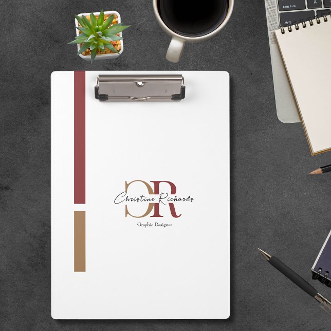 Einfache moderne Burgundy Gold Monogram Klemmbrett (Von Creator hochgeladen)