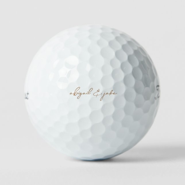 Einfache moderne Gold Script Couple-Namen Golfball (Vorderseite)