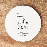 Einfache moderne neutrale Babydusche Es ist ein Ju Runder Pappuntersetzer<br><div class="desc">Mit unserer einfachen, modernen, neutralen Babydusche feiert man sein Kleines. Es handelt sich um einen Jungen-Rundpapier-Untersetzer mit einem minimalistischen Schwarz-Weiß-Design, das modern und hübsch ist. Das moderne, geschlechtsneutrale Ambiente mit seiner sauberen, boho-inspiriert Ästhetik eignet sich perfekt, um einen kleinen Jungen oder ein Mädchen zu jeder Jahreszeit willkommen zu heißen -...</div>