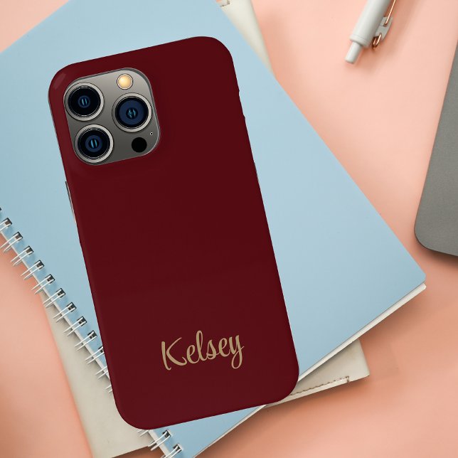 Einfache moderne Rot- und Gold-Monogramm-Bezeichnu Case-Mate iPhone Hülle (Von Creator hochgeladen)