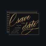 Einfache Moderne speichert Daten | Schwarz & Gold Save The Date<br><div class="desc">Diese einzigartigen,  modernen speichern Sie die Daten mit extravaganten Skripten in einem Imitat Gold-Folie auf einem schwarzen Hintergrund,  mit den Einzelheiten der Hochzeitsankündigung in Weiß. Der Backer zeichnet sich durch ein trendiges schwarz-goldenes Streifen-Muster aus.</div>