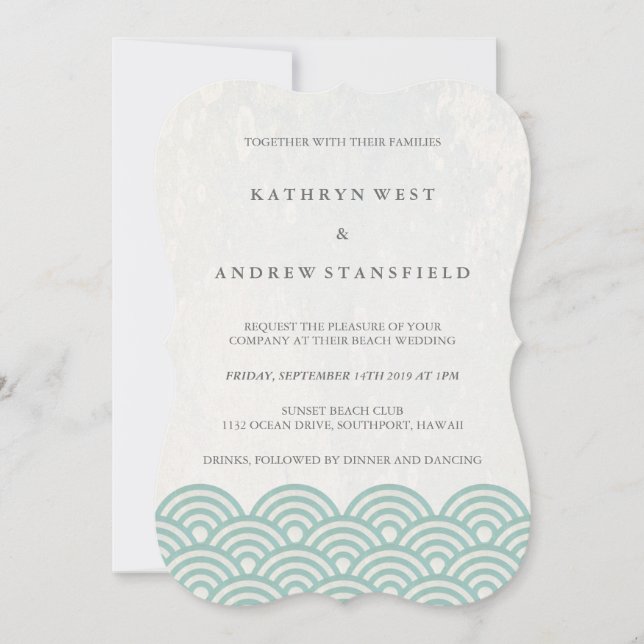 Einfache moderne Waves Green + White Beach Wedding Einladung (Vorderseite)