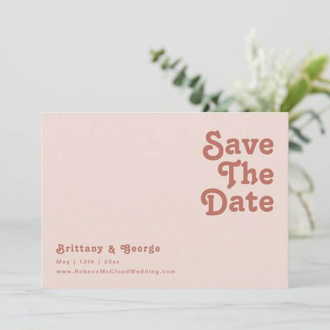 Einfache Retro-Vibes | Horizontal rosa rot Save The Date (Stehend Vorderseite)