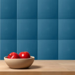 Einfache schlichte Blautafel Fliese<br><div class="desc">Einfaches schlichtes Blue Sapphire solides Farbdesign.</div>