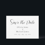 Einfache Schwarz-Weiß-Schrift Save the Date<br><div class="desc">Einfache und moderne Schwarz auf weißem Hintergrund Hochzeit "Save the Date". Ideal für jede Hochzeit zu jeder Jahreszeit.</div>