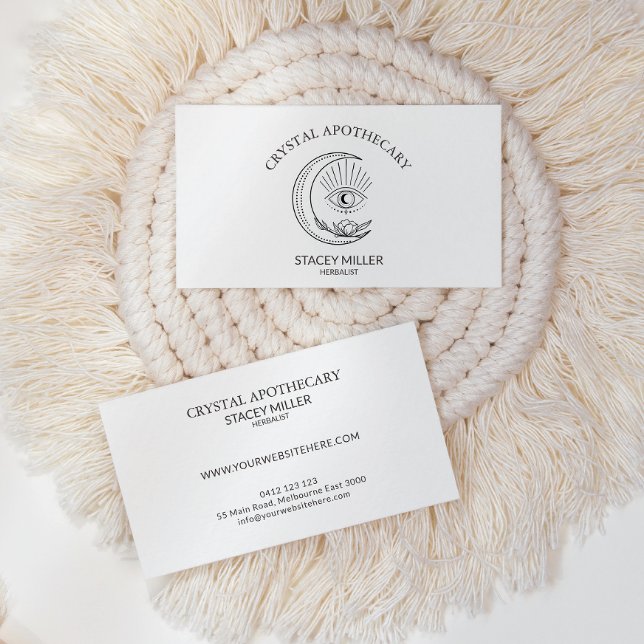 Einfache schwarz-weiße Neuzeitakademie Visitenkarte (Von Creator hochgeladen)