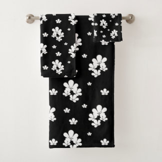 Einfache schwarze Blumenmuster winzige weiße Blume Badhandtuch Set