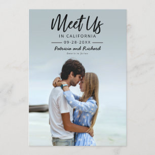 Einfache Skripte treffen uns in Save the Date Foto Einladung