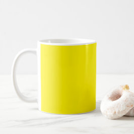 Einfache Tasse mit Solid-Color-Kaffee