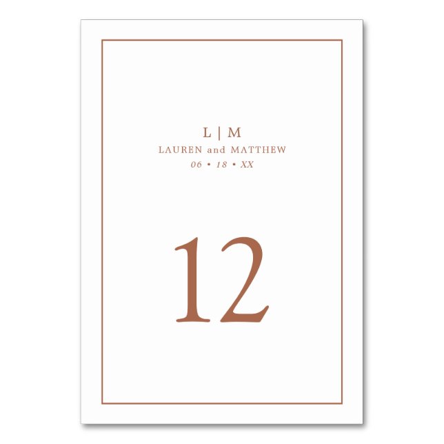 Einfache Terracotta Monogram Hochzeit Tischnummer (Vorderseite)