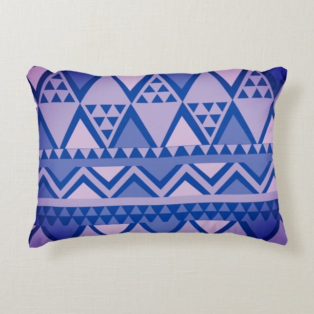 Einfache Tribal Art Muster Violet Dekokissen (Vorderseite)