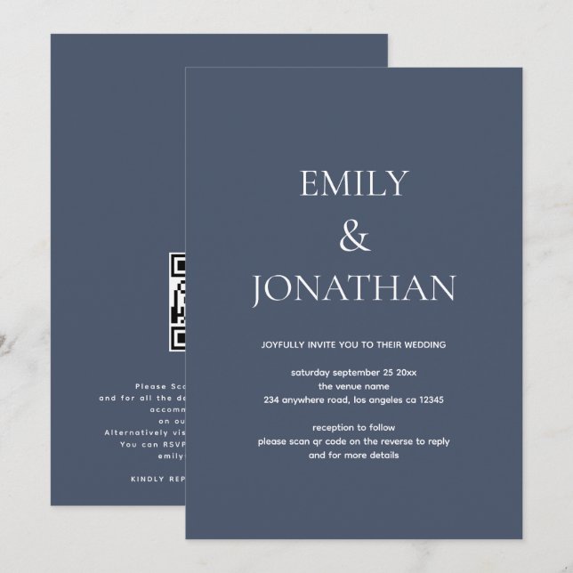 Einfache Typografie Dusty Navy QR-Code Hochzeit Einladung (Vorne/Hinten)