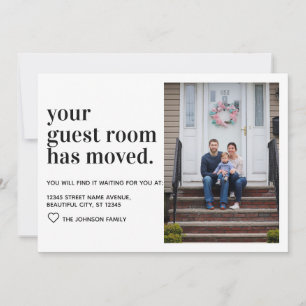 Einfache Typografie-Gästesalon Moved Foto Ankündigung