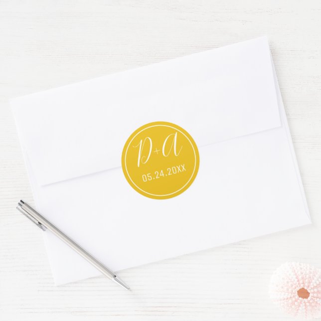 Einfache und elegante Initialen gelbe Hochzeit Runder Aufkleber (Umschlag)