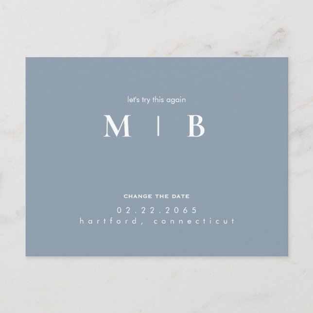 Einfache und leichte Monogramm Dusty Blue Ändern d Ankündigungspostkarte (Vorderseite)
