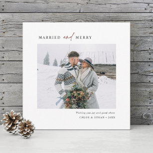 Einfache Verheiratete und fröhliche Newlyweds Foto Feiertagskarte