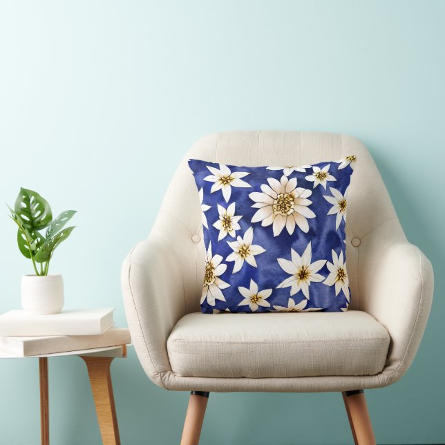 Einfache weiße Blume auf blauem Hintergrund Wasser Kissen (Stuhl )