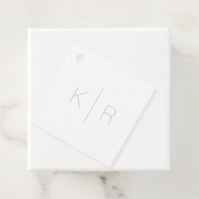 Einfache White Dusty Blue Monogram Wedding Vielen  Geschenkanhänger (Beispiel)