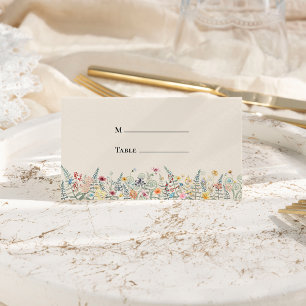 Einfache Wildblume Fern Beige Hochzeit geklappt Platzkarte