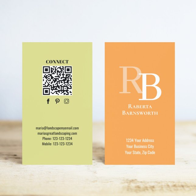 Einfacher Monogramm-QR-Code Orange | Verbinde dich Visitenkarte (Orange and yellow monogram business card.)