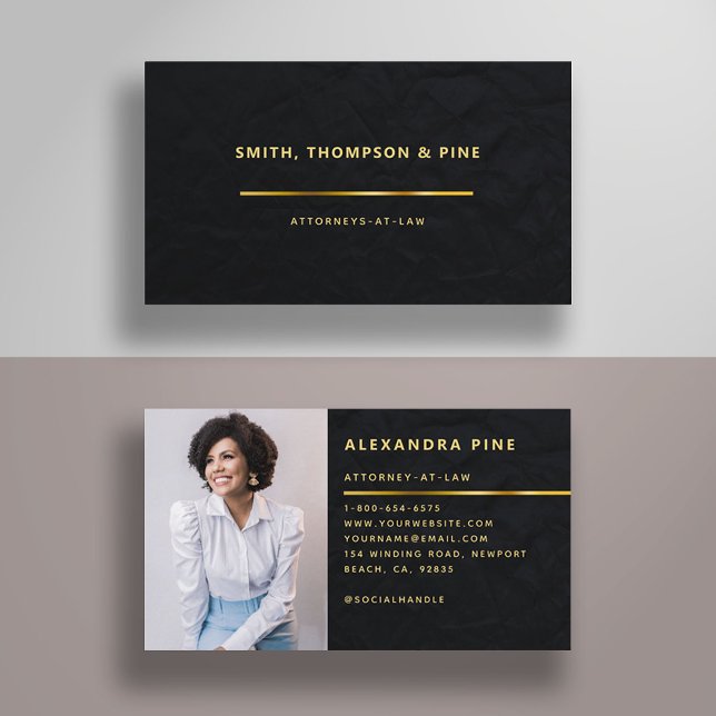 Einfaches Black Gold Line Corporate Modernes Foto Visitenkarte (lawyer business card law legal services paralegal elegant photo black gold line simple modern classy)
