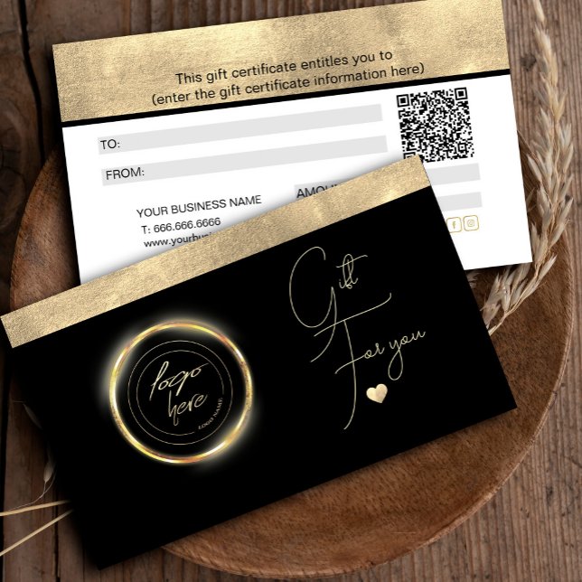 Einfaches Elegantes Gold Foil Herzstück Visitenkarte (Simple Elegant Gold Foil Heart Gift Certificate #addlogo#qrcode #luxurygoldandwhite #luxestylishglam)