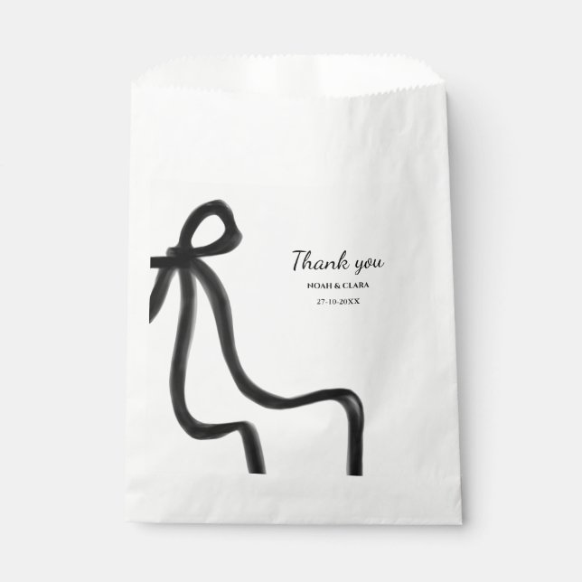 Einfaches elegantes Minimalistisches Schwarzes Wei Geschenktütchen (Vorderseite)